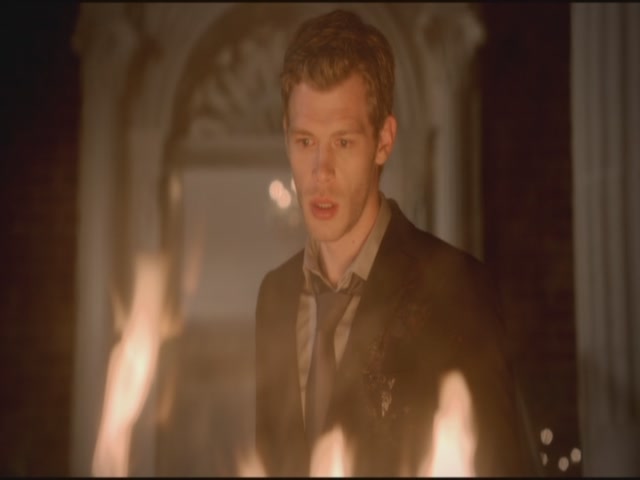 VampireDiariesWorld-dot-org-S3TVD_3x09Homecoming1683.jpg