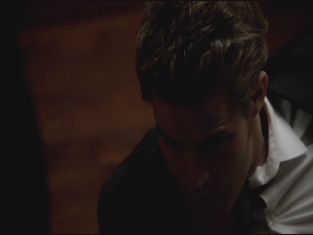 VampireDiariesWorld-dot-org-S3TVD_3x09Homecoming2006.jpg