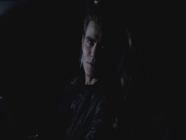 VampireDiariesWorld-dot-org-S3TVD_3x09Homecoming2118.jpg
