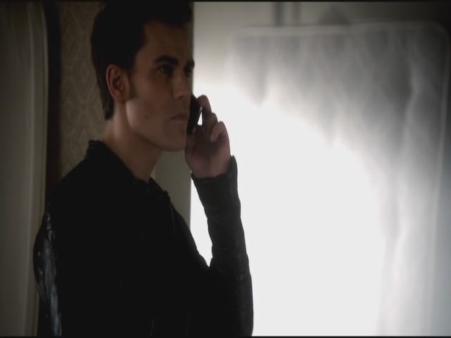 VampireDiariesWorld-dot-org-S3TVD_3x09Homecoming2200.jpg