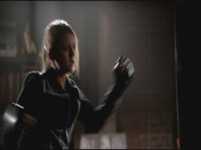 VampireDiariesWorld-dot-org-S3TVD_3x11OurTown0016.jpg