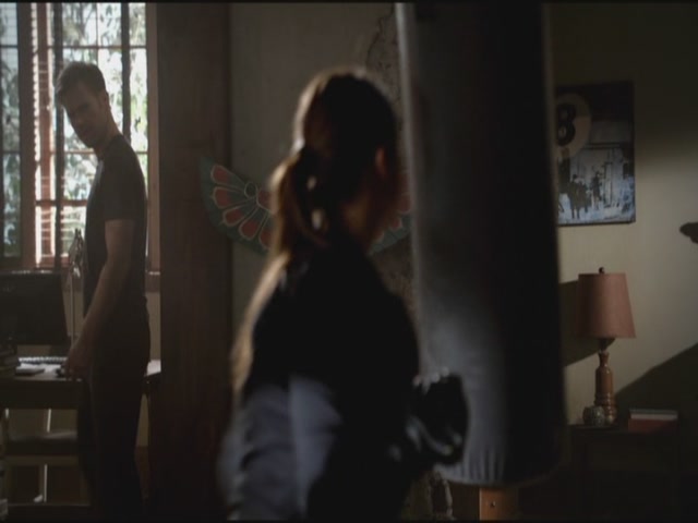 VampireDiariesWorld-dot-org-S3TVD_3x11OurTown0017.jpg