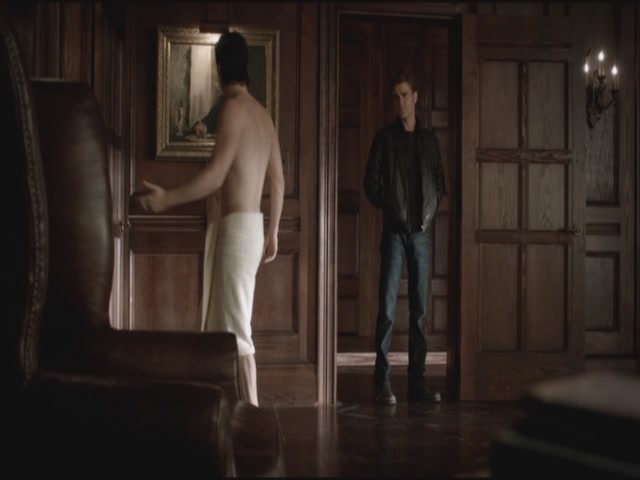 VampireDiariesWorld-dot-org-S3TVD_3x11OurTown0030.jpg