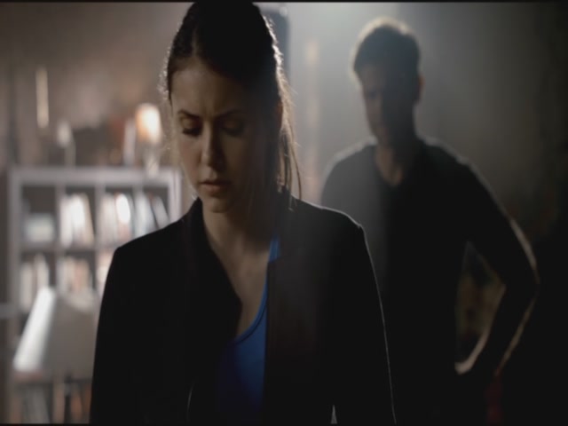 VampireDiariesWorld-dot-org-S3TVD_3x11OurTown0083.jpg