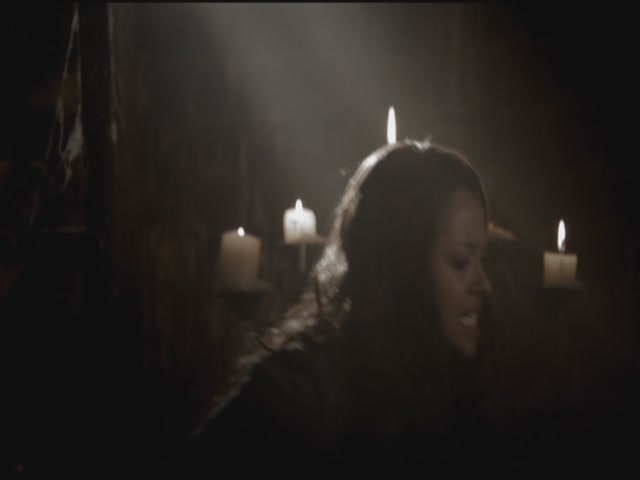 VampireDiariesWorld-dot-org-S3TVD_3x11OurTown0105.jpg