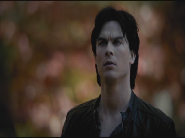 VampireDiariesWorld-dot-org-S3TVD_3x11OurTown0144.jpg