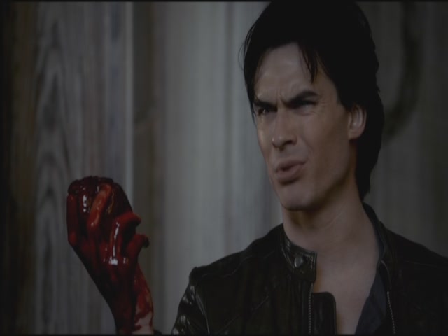 VampireDiariesWorld-dot-org-S3TVD_3x11OurTown0177.jpg
