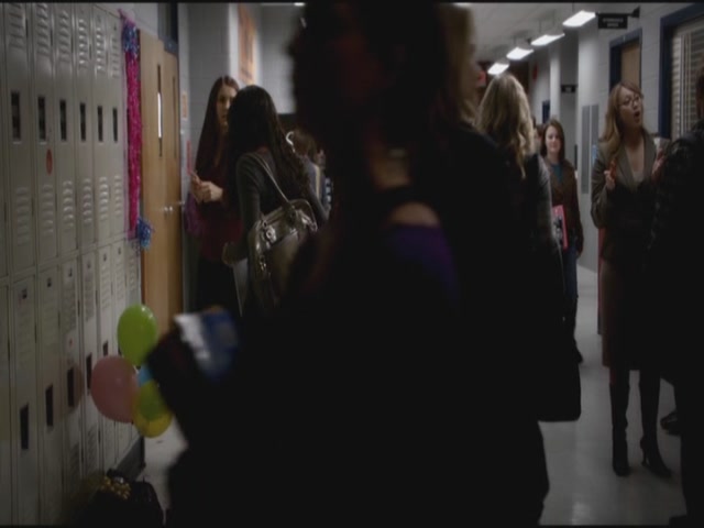 VampireDiariesWorld-dot-org-S3TVD_3x11OurTown0193.jpg