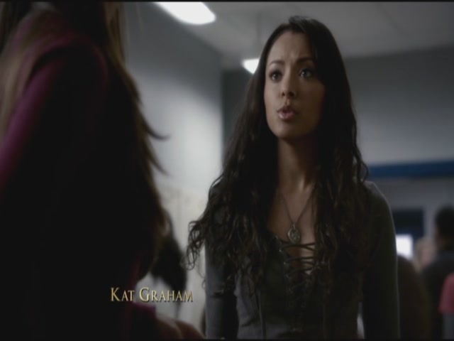 VampireDiariesWorld-dot-org-S3TVD_3x11OurTown0203.jpg