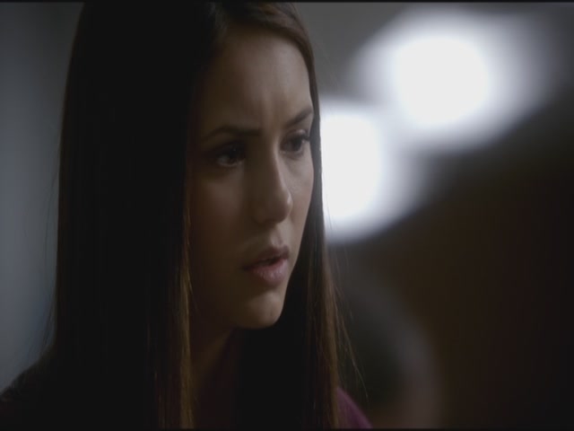 VampireDiariesWorld-dot-org-S3TVD_3x11OurTown0228.jpg
