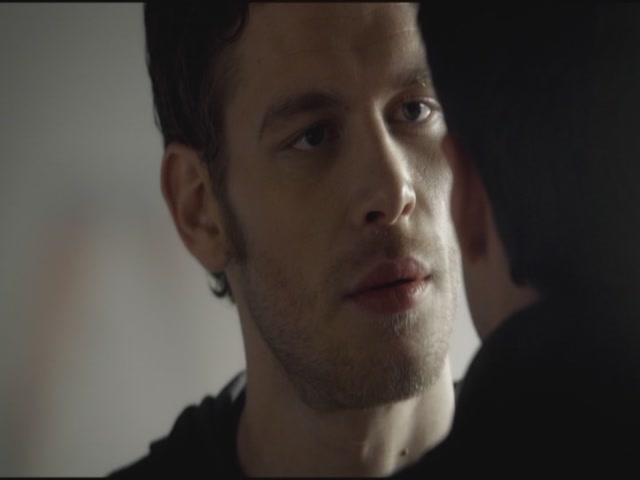 VampireDiariesWorld-dot-org-S3TVD_3x11OurTown0766.jpg