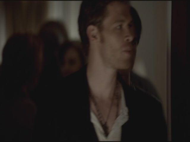 VampireDiariesWorld-dot-org-S3TVD_3x11OurTown1520.jpg