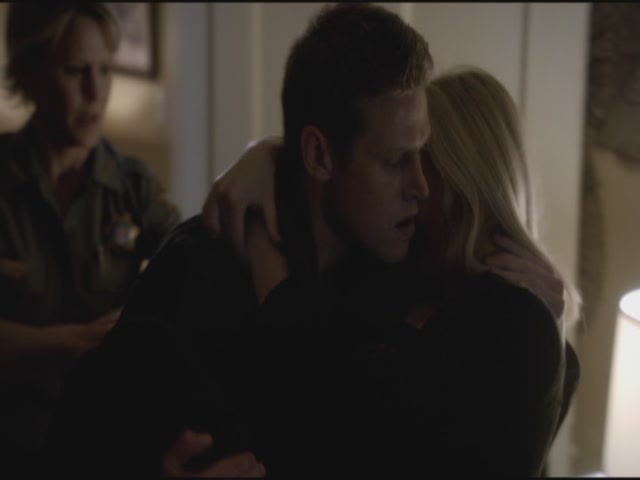 VampireDiariesWorld-dot-org-S3TVD_3x11OurTown1567.jpg