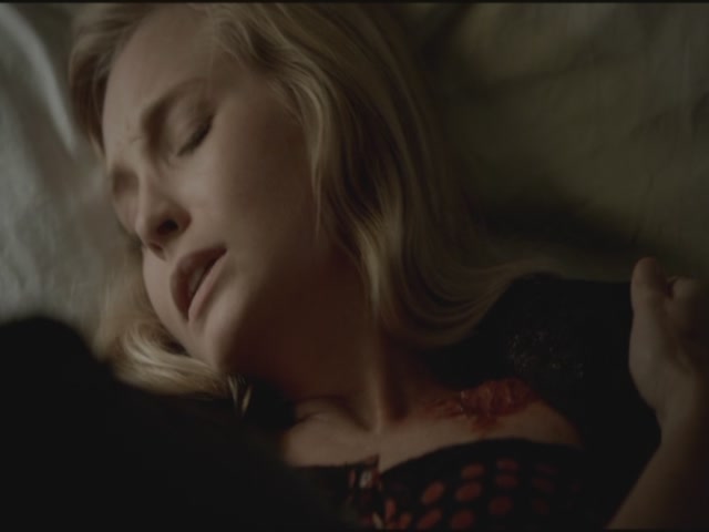 VampireDiariesWorld-dot-org-S3TVD_3x11OurTown1578.jpg