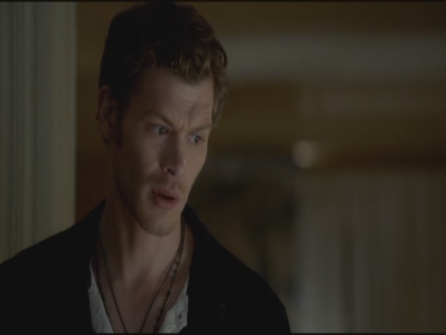 VampireDiariesWorld-dot-org-S3TVD_3x11OurTown1806.jpg