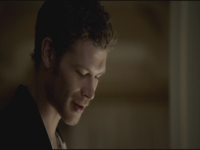 VampireDiariesWorld-dot-org-S3TVD_3x11OurTown1839.jpg