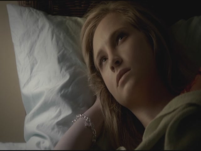 VampireDiariesWorld-dot-org-S3TVD_3x11OurTown1847.jpg VampireDiariesWorld-dot-org-S3TVD_3x11OurTown1847.jpg