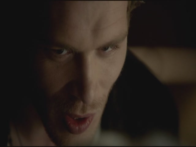 VampireDiariesWorld-dot-org-S3TVD_3x11OurTown1915.jpg