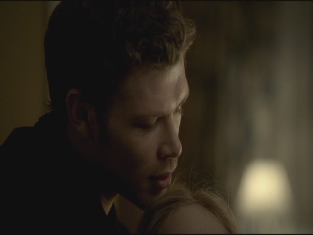 VampireDiariesWorld-dot-org-S3TVD_3x11OurTown1954.jpg