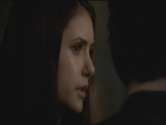 VampireDiariesWorld-dot-org-S3TVD_3x11OurTown2031.jpg