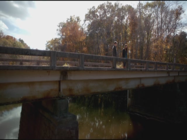 VampireDiariesWorld-dot-org-S3TVD_3x11OurTown2147.jpg