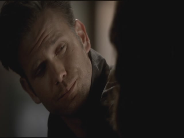 VampireDiariesWorld-dot-org-S3TVD_3x11OurTown2245.jpg