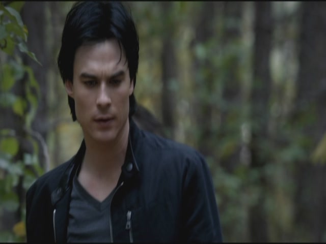 VampireDiariesWorld-dot-org-S3TVD_3x11OurTown2265.jpg