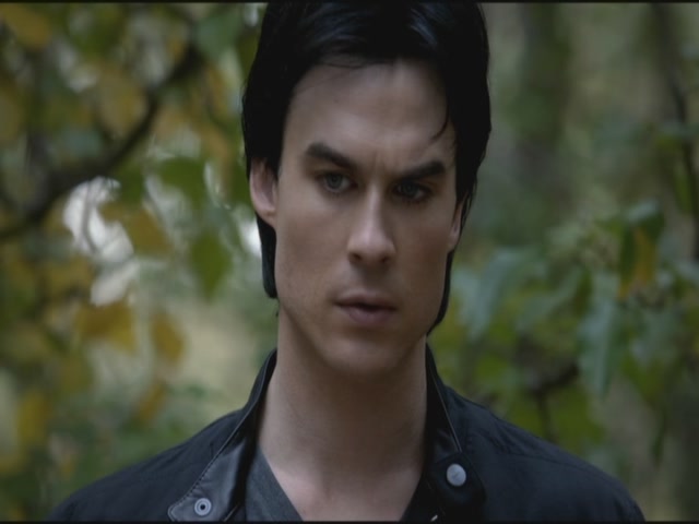 VampireDiariesWorld-dot-org-S3TVD_3x11OurTown2280.jpg