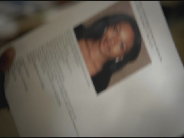 VampireDiariesWorld-dot-org-S3TVD_3x12TheTiesThatBind0157.jpg VampireDiariesWorld-dot-org-S3TVD_3x12TheTiesThatBind0157.jpg