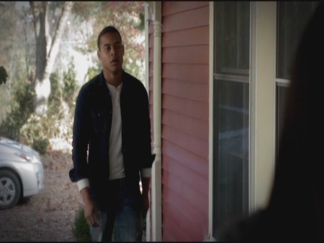 VampireDiariesWorld-dot-org-S3TVD_3x12TheTiesThatBind0630.jpg