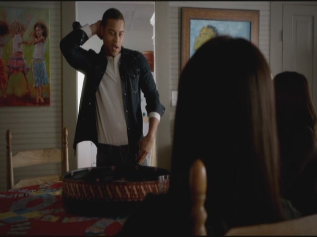 VampireDiariesWorld-dot-org-S3TVD_3x12TheTiesThatBind0685.jpg