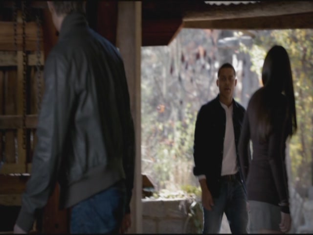 VampireDiariesWorld-dot-org-S3TVD_3x12TheTiesThatBind1250.jpg