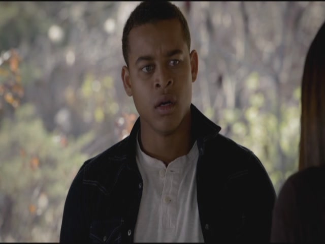 VampireDiariesWorld-dot-org-S3TVD_3x12TheTiesThatBind1253.jpg
