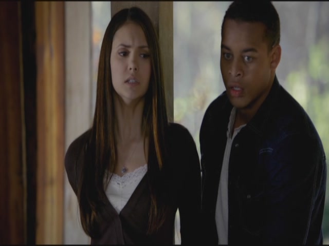VampireDiariesWorld-dot-org-S3TVD_3x12TheTiesThatBind1348.jpg VampireDiariesWorld-dot-org-S3TVD_3x12TheTiesThatBind1348.jpg