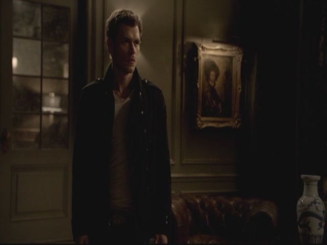 VampireDiariesWorld-dot-org-S3TVD_3x13BringingOutTheDead0001.jpg