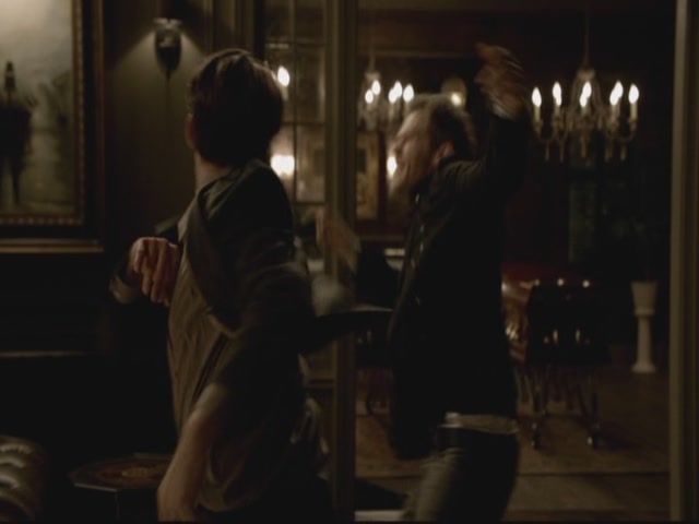 VampireDiariesWorld-dot-org-S3TVD_3x13BringingOutTheDead0026.jpg