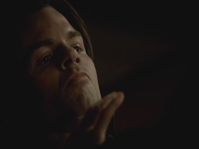 VampireDiariesWorld-dot-org-S3TVD_3x13BringingOutTheDead0032.jpg