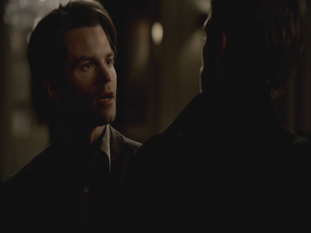 VampireDiariesWorld-dot-org-S3TVD_3x13BringingOutTheDead0045.jpg