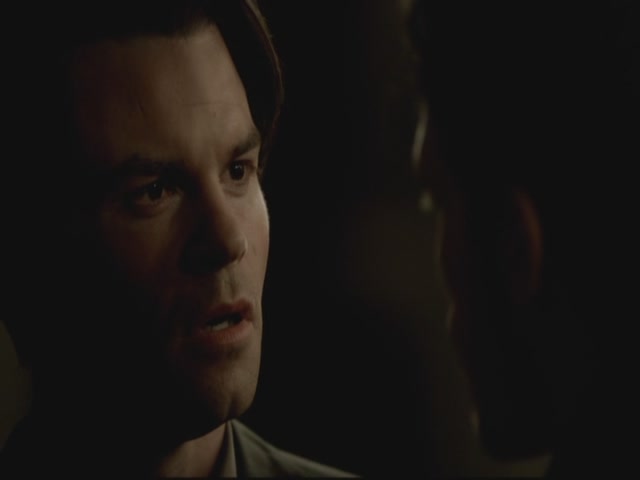 VampireDiariesWorld-dot-org-S3TVD_3x13BringingOutTheDead0051.jpg