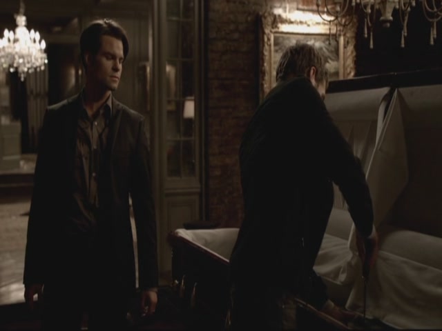 VampireDiariesWorld-dot-org-S3TVD_3x13BringingOutTheDead0087.jpg