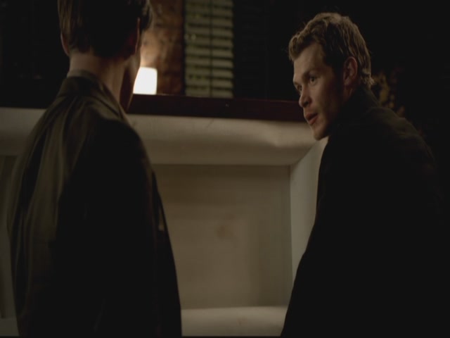 VampireDiariesWorld-dot-org-S3TVD_3x13BringingOutTheDead0096.jpg