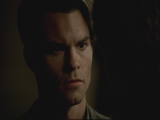 VampireDiariesWorld-dot-org-S3TVD_3x13BringingOutTheDead0103.jpg