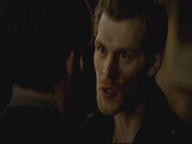 VampireDiariesWorld-dot-org-S3TVD_3x13BringingOutTheDead0108.jpg