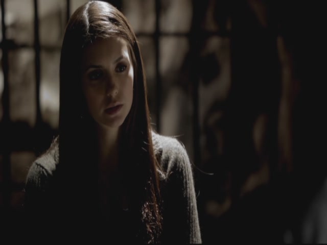 VampireDiariesWorld-dot-org-S3TVD_3x13BringingOutTheDead0354.jpg