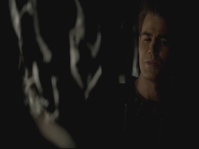 VampireDiariesWorld-dot-org-S3TVD_3x13BringingOutTheDead0366.jpg