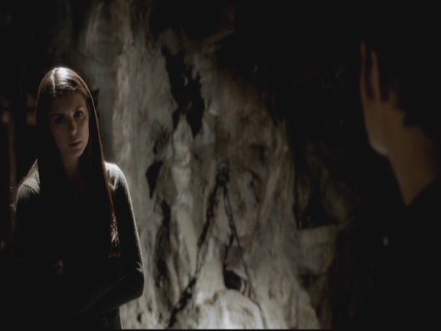 VampireDiariesWorld-dot-org-S3TVD_3x13BringingOutTheDead0367.jpg