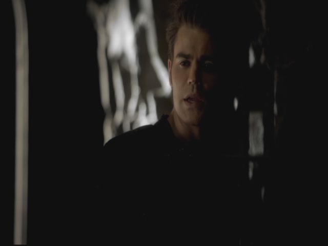 VampireDiariesWorld-dot-org-S3TVD_3x13BringingOutTheDead0373.jpg