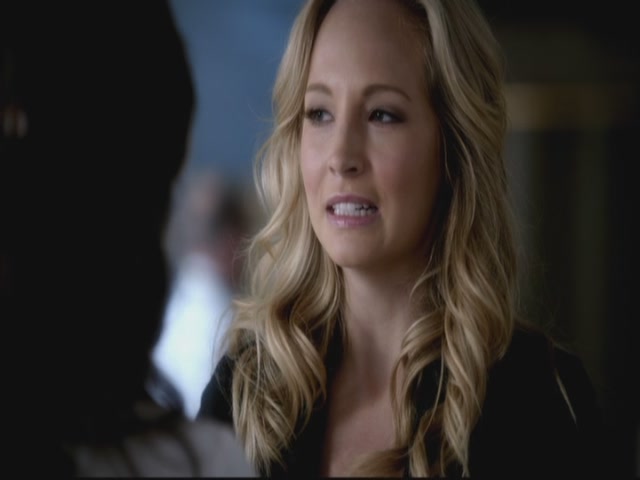 VampireDiariesWorld-dot-org-S3TVD_3x13BringingOutTheDead0411.jpg