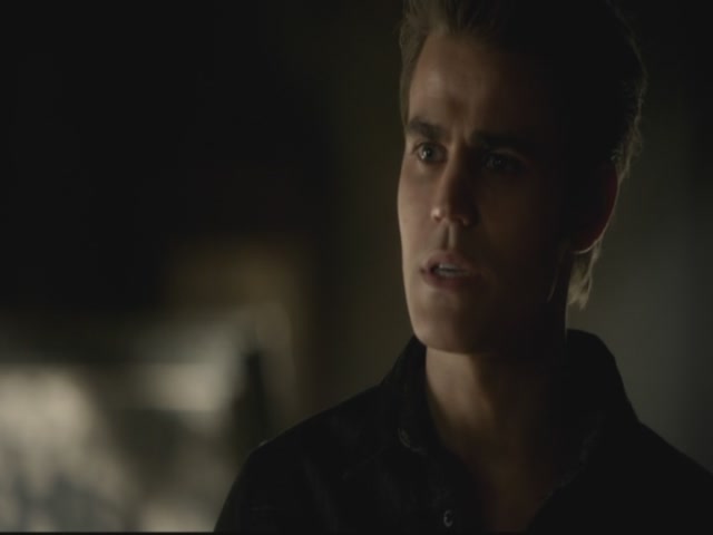 VampireDiariesWorld-dot-org-S3TVD_3x13BringingOutTheDead0660.jpg