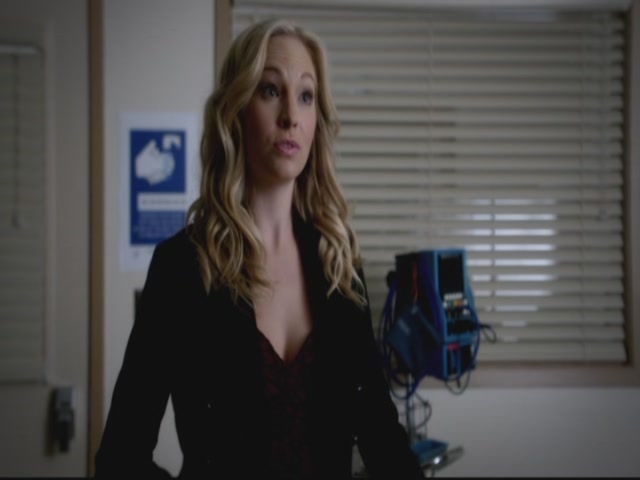 VampireDiariesWorld-dot-org-S3TVD_3x13BringingOutTheDead0690.jpg